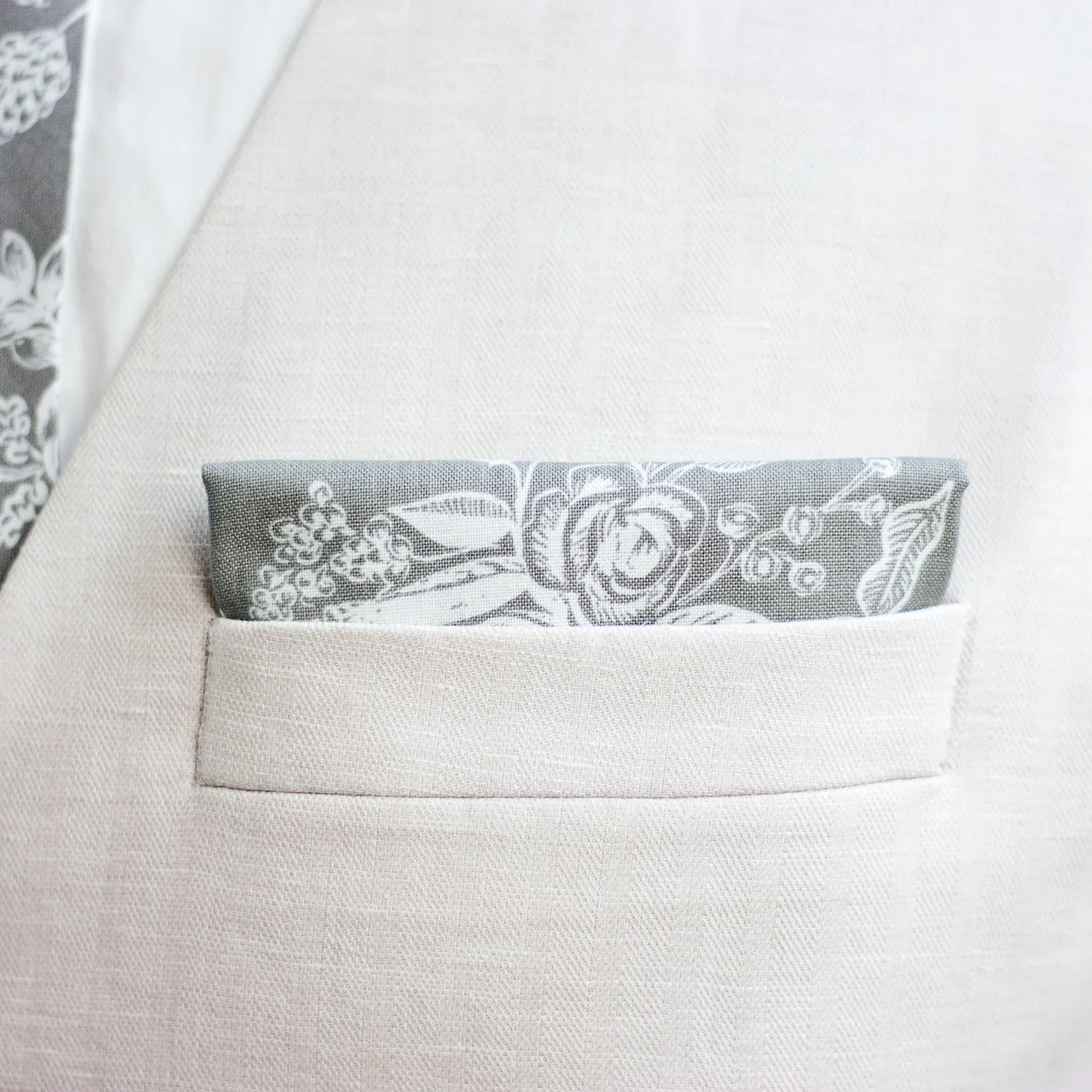 Boy's Pocket Square / Grey Toile